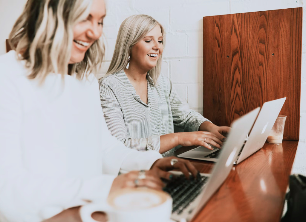 Talenom HR system services