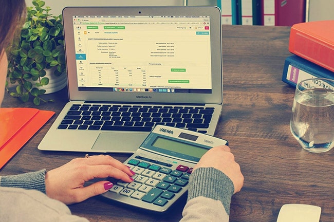 Cómo calcular el IVA de una factura