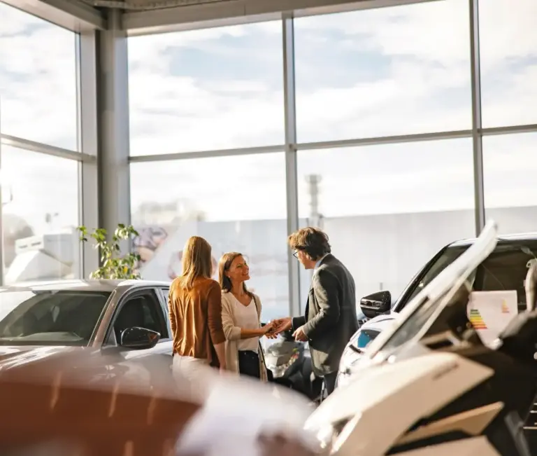 Talenom tilitoimistopalvelut auto- ja konekaupan alalle